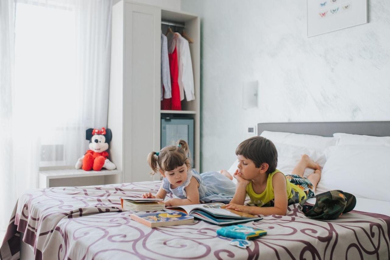 Hotel Gloria Lignano Sabbiadoro Ngoại thất bức ảnh